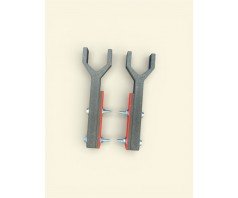 Laikikliai tvirtinami prie rogių gražto transportavimui